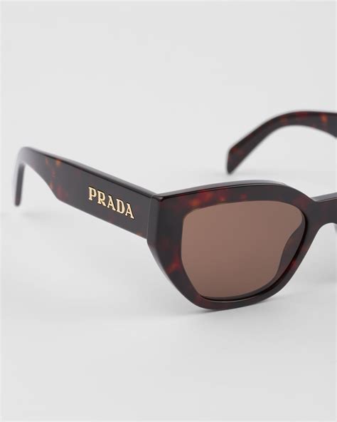 Polarized Brown Lenses Sunglasses With Prada Logo Prada