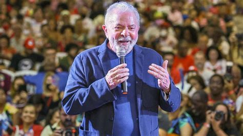 Lula Far Primeiro Cio De Campanha No Vale Do Anhangaba Palco