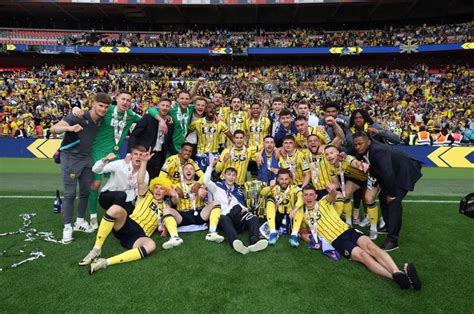 Pelatih Oxford United Pede Hadapi Divisi Championship Marselino