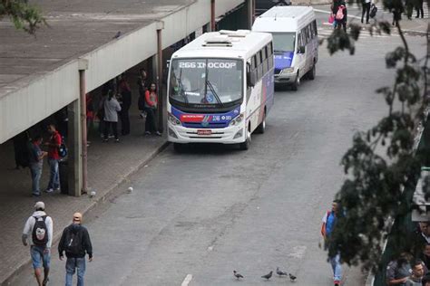 Protesto De Motoristas De Nibus Fecha Terminais