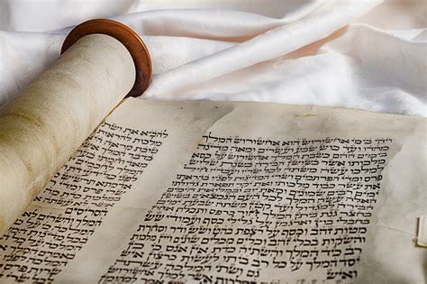 Two Modern Thinkers On Why God Is Hidden In Megillah