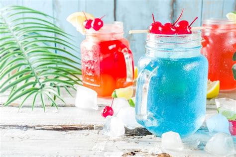 Imágenes de Cocteles Verano Refrescantes Descarga gratuita en Freepik