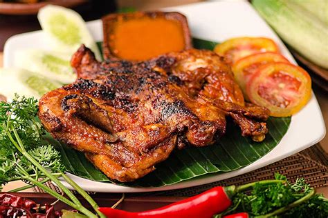 7 Indonesian Traditional Chicken Dishes