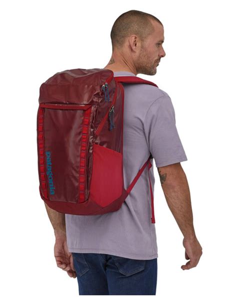 Patagonia Black Hole Pack L Wax Red Rugzakken Snowleader