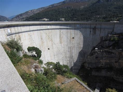 Le Plus Grand Cadran Solaire Est En France