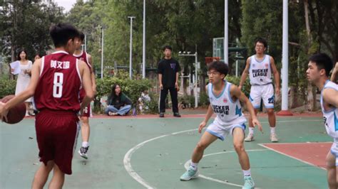 国际学院国际班新生在“新生杯”篮球比赛中旗开得胜学生风采学生工作国际学院（中文）