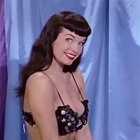 Vintage Nude Bettie Page Poringa