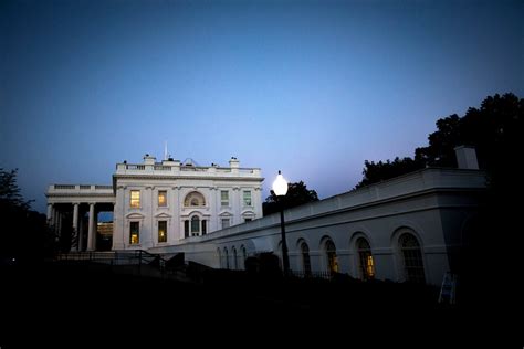 El Caos Y Las Peleas Signan La Casa Blanca De Trump Español