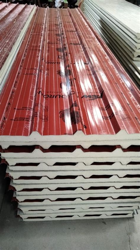 Jindal Galvanised Puf Insulated Roofing Panel At Rs Square Meter In