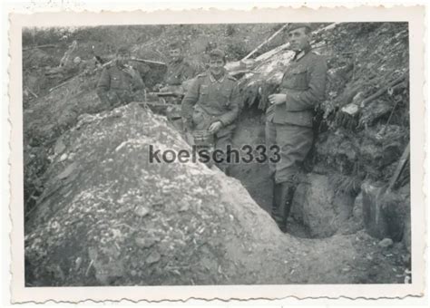 Foto Soldaten Vom Infanterie Reg In Bunker Stellung An Der