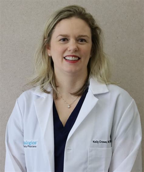 501 Life Magazine Physician Joins Conway Regional Center