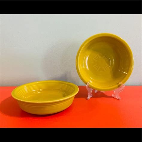 Fiestaware Dining Fiesta Medium Bowl In Lime Lemon Grass Poshmark