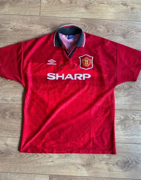 David Beckham Eric Cantona Signed Original Umbro Manchester