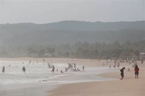 Ayo Wisata Pantai Keindahan Destinasi Pantai Pasir Putih Sawarna Di