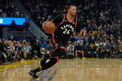 Raptors guard Norman Powell leaves game with sprained left ankle | NBA.com