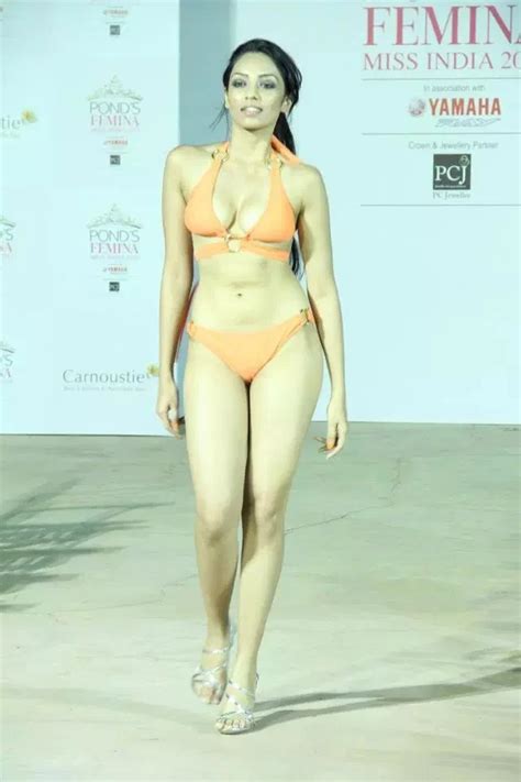 31 Hot Photos Of Sobhita Dhulipala Wiki Bio Films Web Series