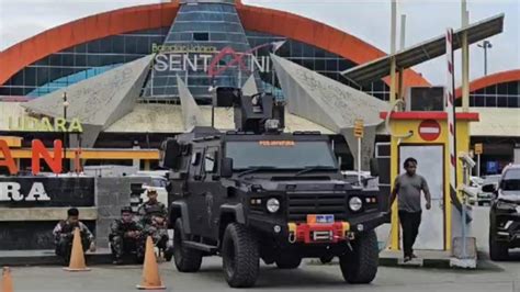 Pengamanan Di Bandara Sentani Diperketat Jelang Kedatangan Jenazah