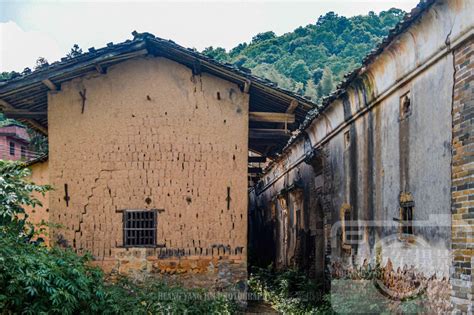 江西赣县区清溪村有赣南传统建筑九井十八厅古韵浓郁令人着迷