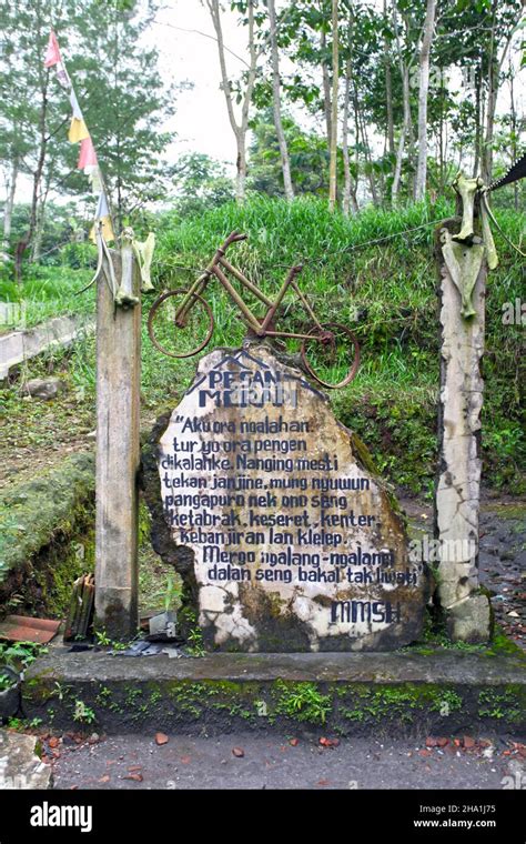 El Museo Mini Sisa Hartaku En Las Laderas Del Monte Merapi Cerca De