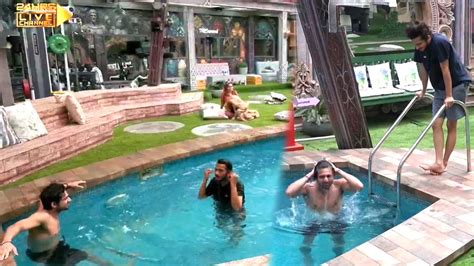 Bigg Boss 17 Live Finalists Ne Pool Mein Ki Masti Munawar Ankita