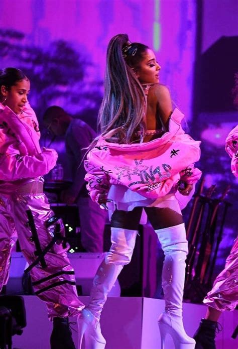 Ariana Grande Sweetener World Tour Pictures Artofit