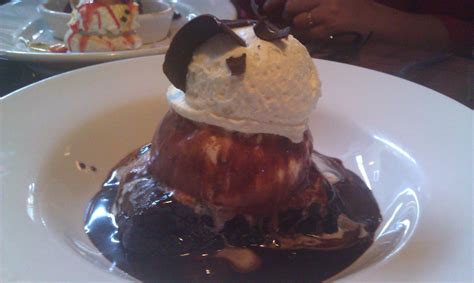 Chocolate Thunder From Outback Steakhouse A Warm Pecan Brownie With