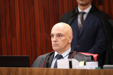 Pf Prende Dois Acusados De Amea Ar Familiares De Alexandre De Moraes