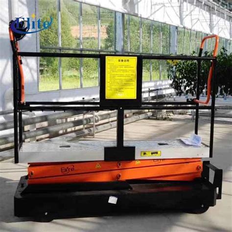 Hydraulic Electric Driven Automatic Tomato Picking Harvest Trolley For