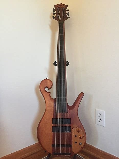 Carl Thompson Custom 6 String 36 Scale Fretless Reverb