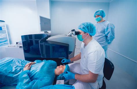 Lasik Eye Surgery in New York City, NY | Diamond Vision | Dr. Stetson