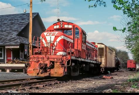 TPW 202 Toledo Peoria Western Alco RS 2 At Kennett Square