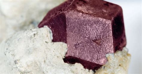 Almandine Garnet Meaning Healing Properties Benefits And Uses