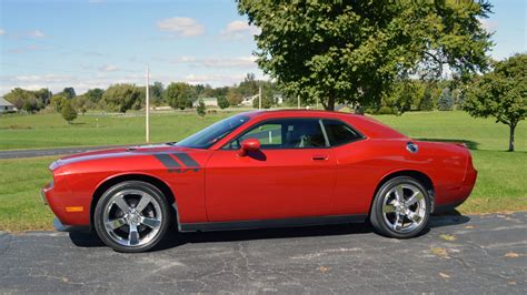 2009 Dodge Challenger R/T at Chicago 2015 as T163 - Mecum Auctions