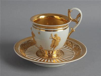 Tasse mit ähnlicher Untertasse kaiserliche Manufaktur Wien 1834