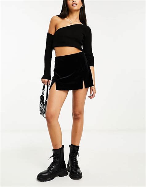 Miss Selfridge Eleganter Skort Aus Samt In Schwarz Asos