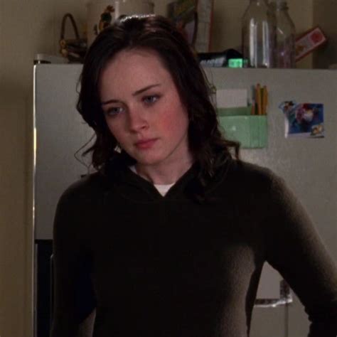 Rory Gilmore Icon In 2022 Rory Gilmore Most Beautiful Women Bledel