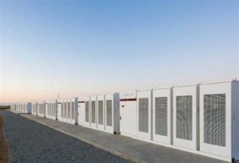 Tesla Installed The Worlds Largest Battery In Australia Energy Invest Holding Cjsc