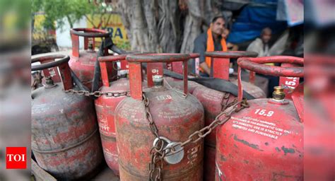 Lpg Price Commercial Lpg Cylinder Prices Slashed By Rs Domestic