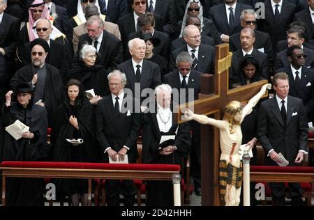 Pope John Paul II Funeral - Trafalgar Square Stock Photo - Alamy