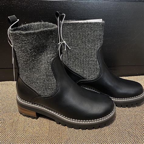 Universal Thread Women S Black And Grey Boots Depop