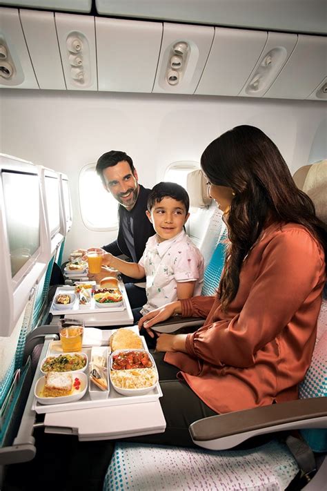 Emirates Boeing 777 Economy Class Photo Gallery | Emirates Boeing 777 ...