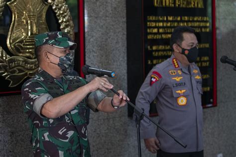 Foto Komitmen Sinergitas Tni Dan Polri Dalam Menjaga Keamanan Di Indonesia