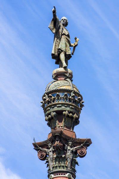 Monumento A Crist Bal Col N Barcelona Fotograf A De Stock J R