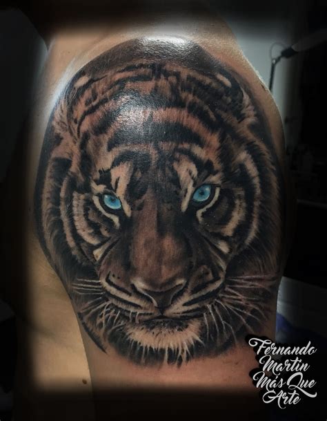 Fernando Martin Tattoo Mas Que Arte Valladolid Tigre Realista Con