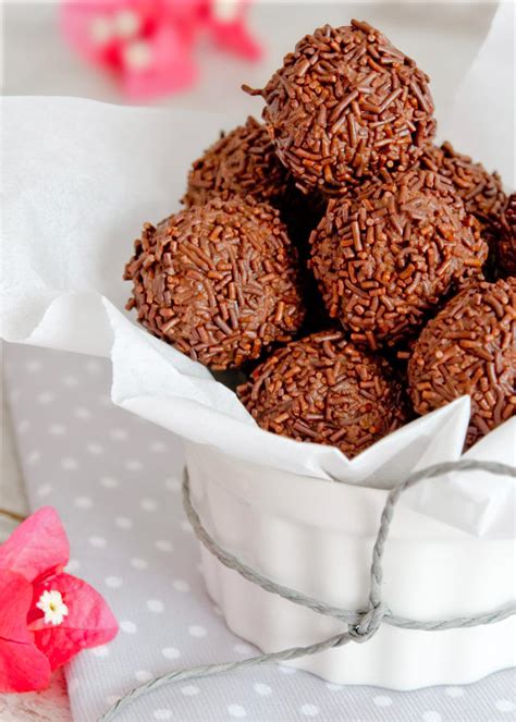 Trufas De Chocolate Receta Tradicional Y F Cil Pequerecetas