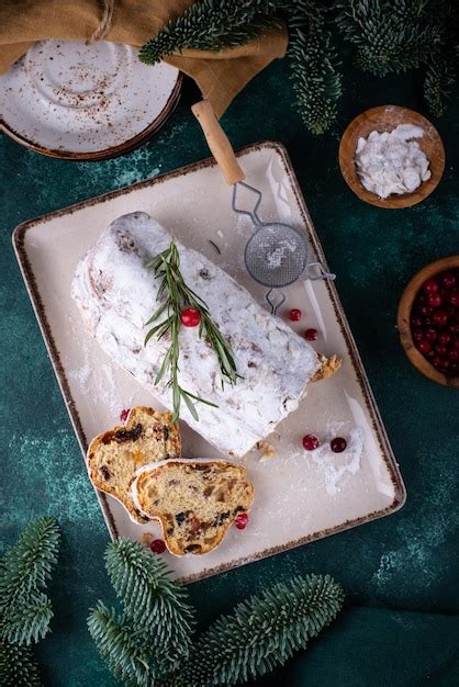 Premium Photo Stollen Traditional Festive German Christmas Cake