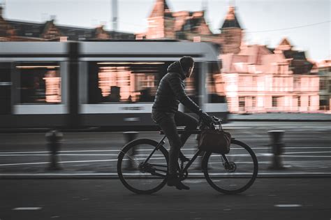 通勤 上班族 运输 - Pixabay上的免费照片