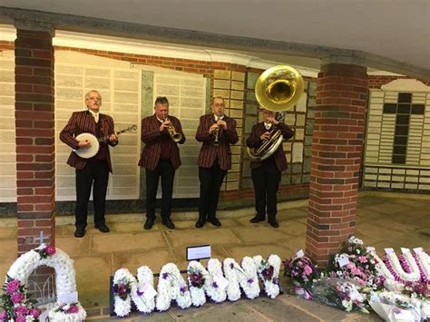 The New Orleans Jazz Funeral Band Dixieland Band Hampshire Alive