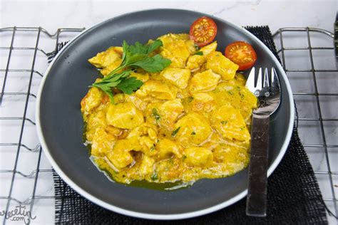 Pollo Al Curry Con Leche De Coco