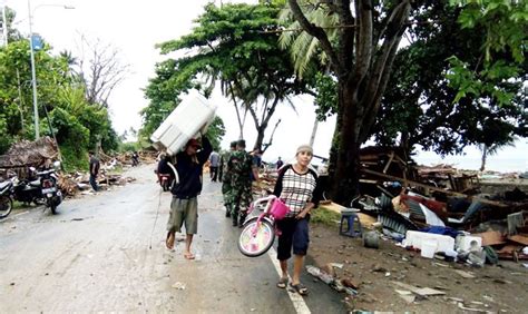 Death Toll From Indonesia Tsunami Rises To 281 Officials Arab News